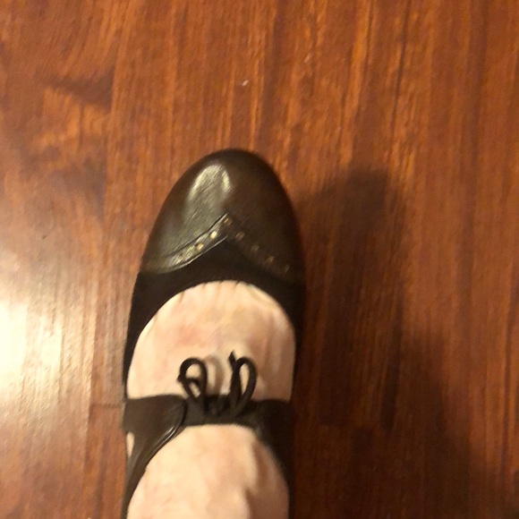 Perfect vintage heels 9 Vintage Naturalizer suede/leather combo w/elastic gusset - Picture 3 of 7